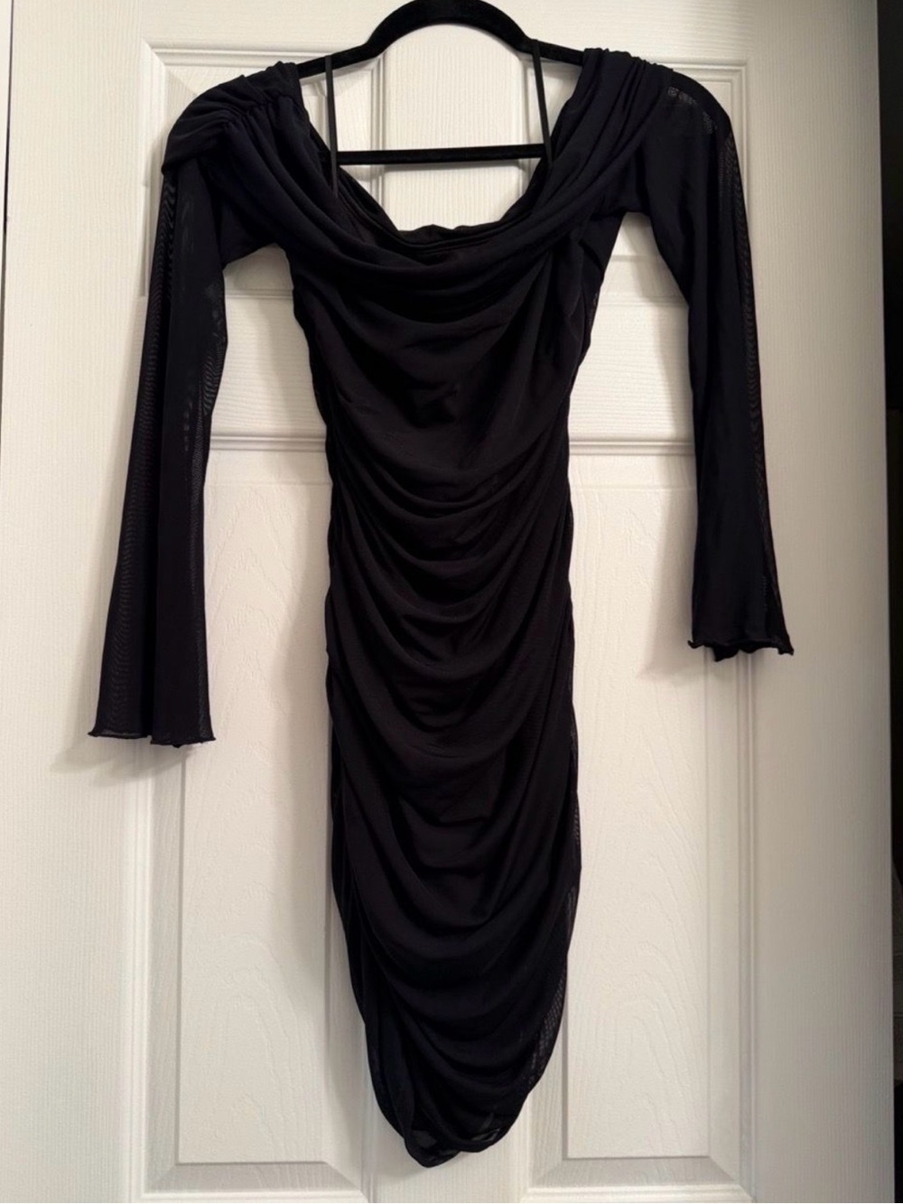 SHEIN Black Draped Long Sleeve Ruched Bodycon Dress